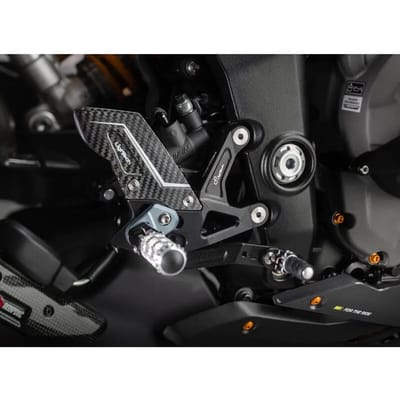 Verstelbare motorsteunen Lightech R Triumph