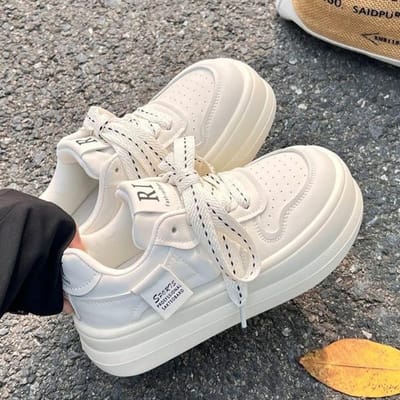 Chaussures à plateforme Moches Mignonnes à Grosse Tête pour Femmes Automne Nouvelles en Cuir Polyvalentes Petites Chaussures Blanches Chaussures de Planche Décontractées Étudiantes 40 white