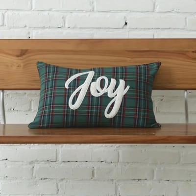 Kussenhoes Kerst ruitjes groen met wit fluffy tekst Joy 30x50
