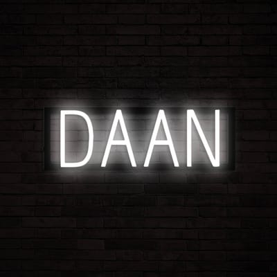 DAAN - Neon LED Lamp Kinderkamer | SpellBrite | 45,65 x 16 cm | 6 Dimstanden & 8 Lichtanimaties | Naamlamp Wandlamp Neon Verlichting