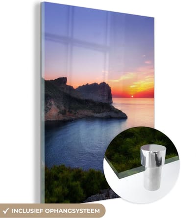 MuchoWow® Glasschilderij 30x40 cm - Schilderij acrylglas - Zee - Rots - Berg - Natuur - Foto op glas - Schilderijen