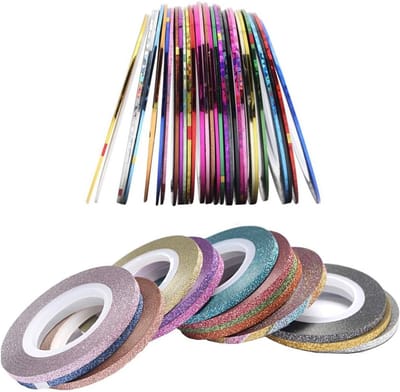 Kleurrijke Striping Stickers voor Nail Art - 32 Stuks Decoratieve Tape voor DIY Ontwerpen, Gouden en Zilveren Lijnen voor Nageltools