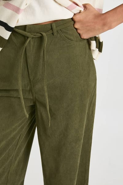 boohoo Dames Hoge kord broek met gebonden taille en wijde pijpen | Olijf | Maat: 34