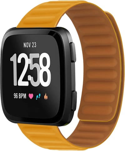 By Qubix - Compatible Fitbit bandje - geschikt voor Fitbit Versa 3/4 & Sense 1/2 - Siliconen Loop bandje - Oker Smartwatchbandje bandje Armband Polsband Strap Band Watchband
