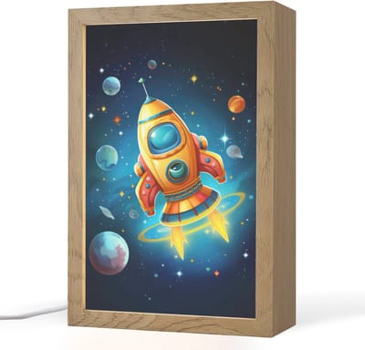 Nachtlampje 20x30 cm - Kinder lampje - Raket - Ruimte - Planeten - Kinderen - Jongen - Tafellamp kinderkamer - Slaapkamer lamp - Bedlamp kinderen - Kinderlampje stopcontact - Wandlamp babykamer - Nachtlampjes