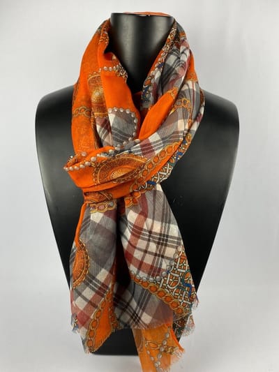 Zomersjaal met print-divers 70% viscose met 30 % zijde van dun materiaal in diverse kleuren