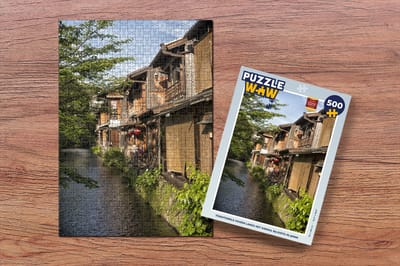 Puzzel Traditionele huizen langs het kanaal bij Kioto in Japan - Legpuzzel - Puzzel 500 stukjes