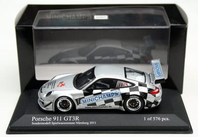 Porsche 911 GT3R Spielwarenmesse Nürnberg 2011 - 1:43 - Minichamps