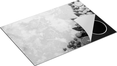 Chefcare Inductie Beschermer Fruit op Grijze Marmer - Zwart Wit - 75x50 cm - Afdekplaat Inductie - Kookplaat Beschermer - Inductie Mat