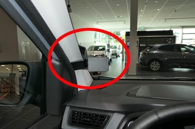 Brodit ProClip houder geschikt voor Renault Express 2022 - Left mount