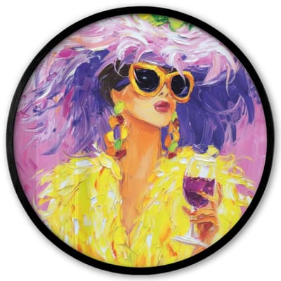 Poster in lijst Rond - Fotolijst 40x40 cm - Posters - Zonnebril - Vrouw - Jas - Veren - Ronde posterlijst zwart - Decoratie - Wanddecoratie woonkamer - Muurdecoratie slaapkamer