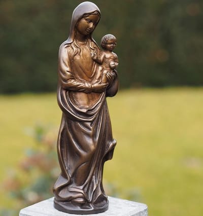 Bronzen Beelden:   Klein Maria beeld
