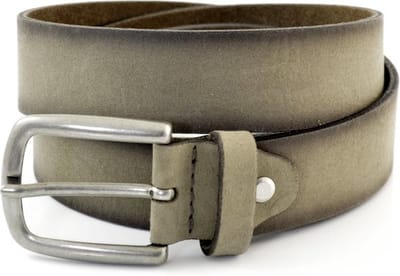 TAUPE SUPER SOEPELE NUBUCK RIEM. AFGEWERKT MET DONKER GEMAAKTE ZIJKANTEN. MAAT 95