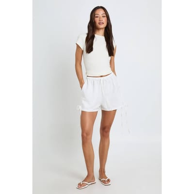 boohoo Dames Lange Linnen-look Shorts Met Strikkoord Aan De Zijkant | White | Maat: 8