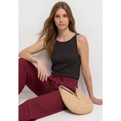 Top met boothals en schouderdetail