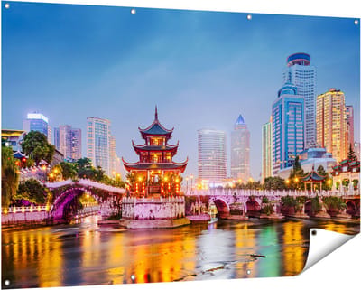 Gards Tuinposter Rivier bij Stad Guiyang in China - 150x100 cm - Tuindoek - Tuindecoratie - Wanddecoratie buiten - Tuinschilderij