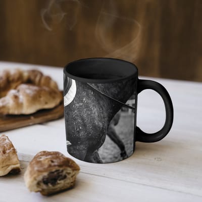 Magische Mok - Foto op Warmte Mokken - Koffiemok - Paard - Sport - Zwart - Wit - Magic Mok - Beker - 350 ML - Theemok