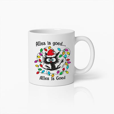Grappige Kerst Koffiemok – 'Alles is Goed' Kat met Lampjes – Hilarisch Cadeau voor de Feestdagenstress