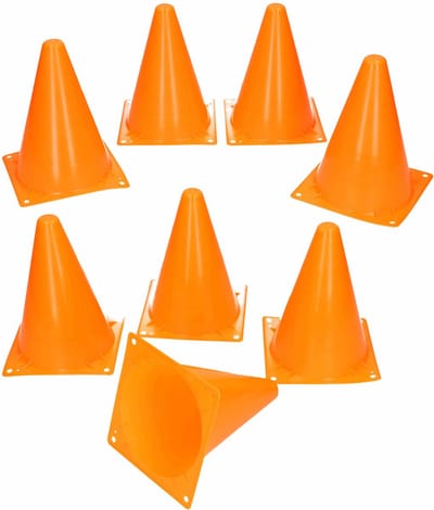 Pionnen - 12x stuks - oranje - 17 cm - plastic - pionnetjes - sport/voetbal training - Sport - Veldsporten - Training kegel - slalom