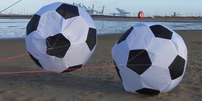 Didak Beach Windzak Voetbal - Diameter 90 cm