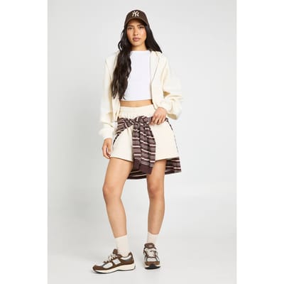 boohoo Dames Tall Sweatshort Met Hoge Taille En Interne Trekkoord | Ecru | Maat: Small