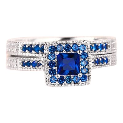 Schitterende Zilveren Ringen met Blauwe Zirkonia's 15.75 mm. (maat 49) - zie filmpje