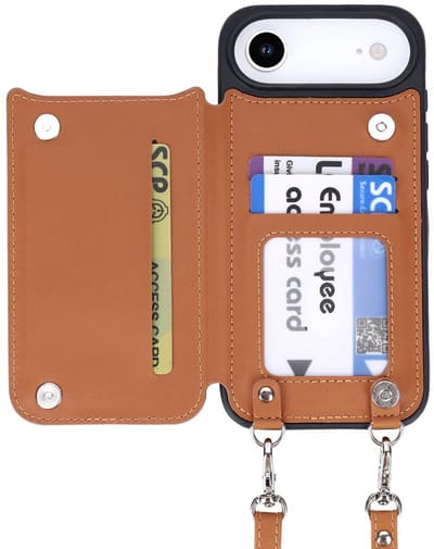 CaseBoutique Backcase hoesje geschikt voor iPhone 17 Air - Effen Cognac - Kunstleer - Crossbody Hoesje Koord - Pasjeshouder voor 3 passen - Ritsvakje