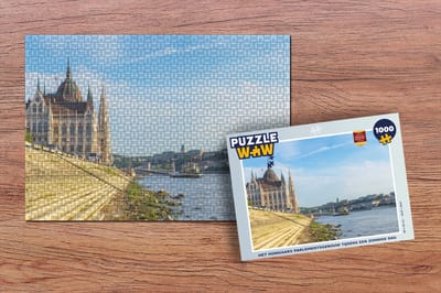 Puzzel Het Hongaars parlementsgebouw tijdens een zonnige dag - Legpuzzel - Puzzel 1000 stukjes volwassenen