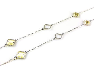 model Fiori open klavers collier in zilver parelmoer klavers
