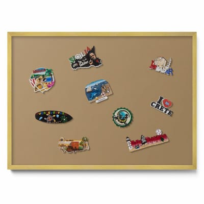 Tulup Magneetbord met Gouden Frame - Geel Magneetbord in Effen Kleuren - 70 cm x 50 cm - Donkergele kleur - Magnetisch Bord Rechthoekig - Magnetisch Bord voor aan de Wand - Magneetbord met Effen Frame