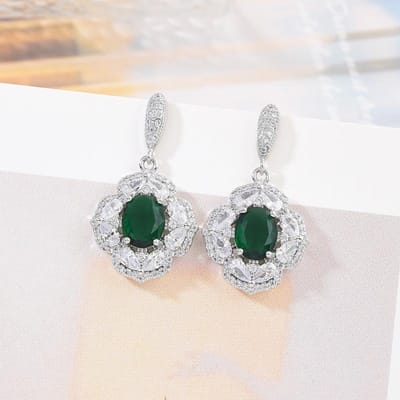 Nouvel Style Mode Luxe Léger Boucles d'oreilles Pendantes Entièrement Diamantées Boucles d'oreilles Puces d'Oreilles avec Zircon Incrusté Needle 925 Silver white
