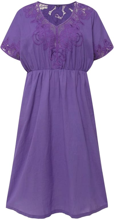 Ulla Popken - Dames - Jurk borduurwerk oversized V-hals halve mouwen - Purper - Maat 46+