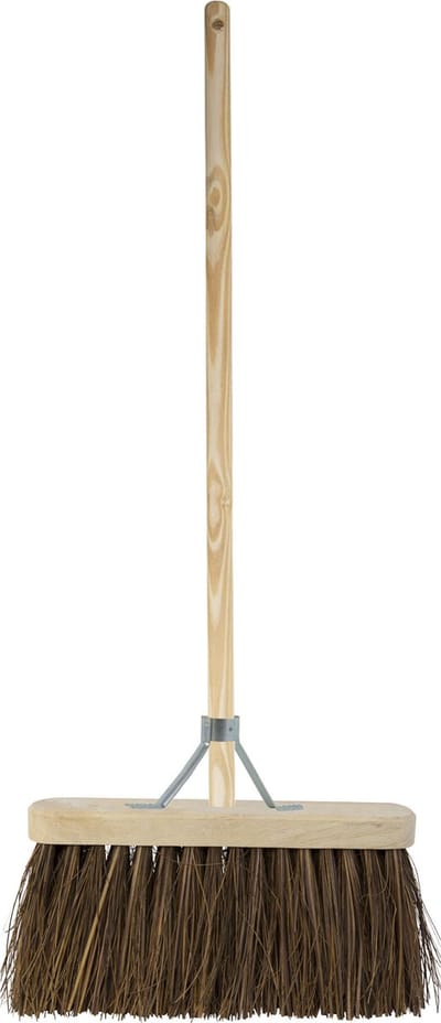 Betra Buitenbezem - FSC hout - natuurvezel - hard - 30 x 130 cm