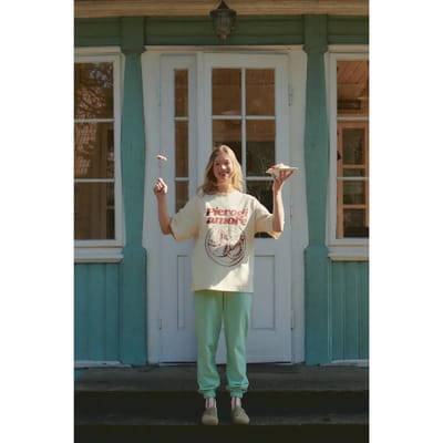 T-shirt dames She is Sunday Pierogi