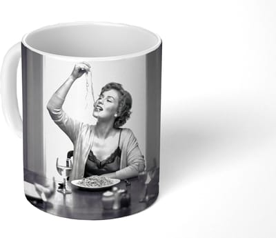 Mok - Koffiemok - Vrouw - Spaghetti - Zwart - Wit - Mokken - 350 ML - Beker - Koffiemokken - Theemok