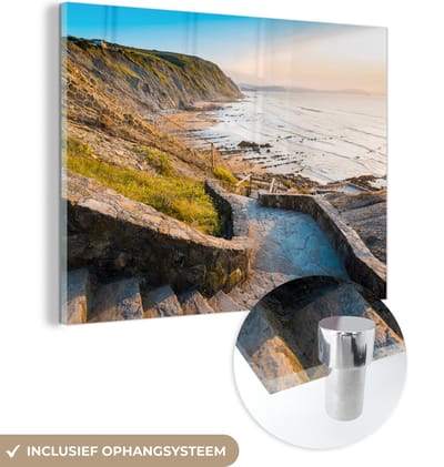 MuchoWow® Glasschilderij 160x120 cm - Schilderij acrylglas - Zee - Trap - Stenen - Foto op glas - Muurdecoratie woonkamer - Wanddecoratie slaapkamer - Schilderijen