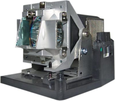 Beamerlamp geschikt voor de POLYVISION PJ920 beamer, lamp code 2002547-001. Bevat originele P-VIP lamp, prestaties gelijk aan origineel.