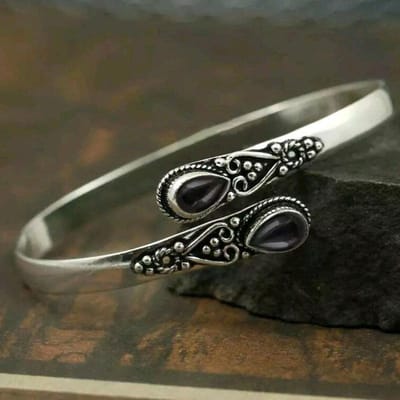 Vintage Etnische Stijl Inleg Imitatie Natuursteen Armband Elegante Open Verstelbare Manchetarmband Vrouwen Mannen Feest Sieraden black