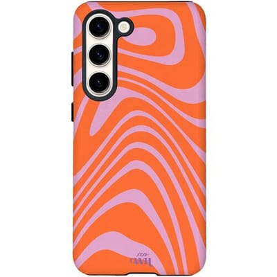 xoxo Wildhearts Boogie Wonderland Orange - Hoesje geschikt voor Samsung Galaxy S25 Plus - Siliconen hoesje met dubbele beschermlaag - Luxe case - Stevige backcover - Golvenprint - Golvend patroon - golven - Oranje