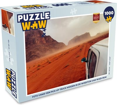 Puzzel Foto vanaf een pick-up truck midden in de woestijn van Wadi Rum - Legpuzzel - Puzzel 1000 stukjes volwassenen