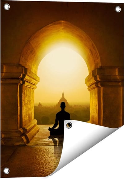 Gards Tuinposter Man Doet Yoga in een Boeddha Tempel - 40x50 cm - Tuindoek - Tuindecoratie - Wanddecoratie buiten - Tuinschilderij