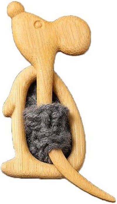 Daity Houten broche met dierenpatroon - mantelspeld - houten broche met dierenpatroon - creatieve broche in de vorm van een cartoondier - reversspeld - truispeld - sjaalspeld - sjaalspeld (muis)