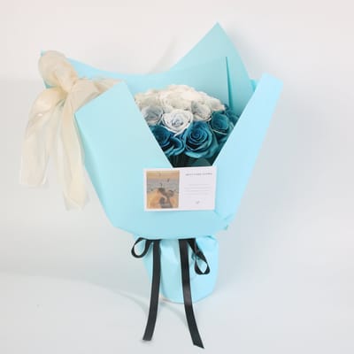 La Roselle Amsterdam Kunstrozenboeket Blauw & Ivoor – Zomer rozen boeket