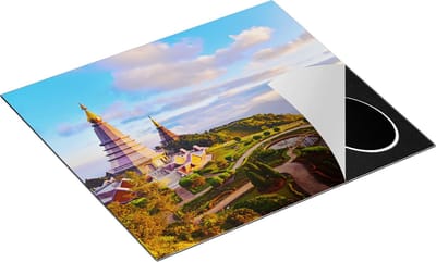 Chefcare Inductie Beschermer Pagode Tempels in de Inthanon Berg in Thailand - 60x50 cm - Afdekplaat Inductie - Kookplaat Beschermer - Inductie Mat