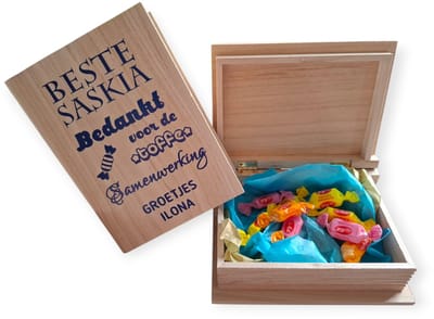 Boek afscheid collega cadeau idee BEDANKT boek tofste met toffees samenwerking bedankje blauw vertrek kantoor werk