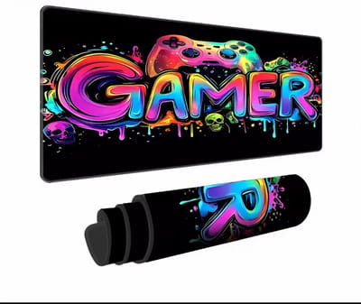 Gamepad Gaming Mouse Pad XL – 300×700×3 mm – Antislip Rubber – Grote Bureau Mat – RGB Style Print – Voor PC, Laptop & Gamer Setup