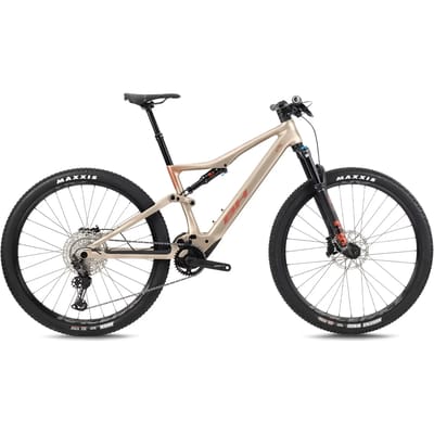 Elektrische mountainbike BH Bikes IRace Carbon 7.7