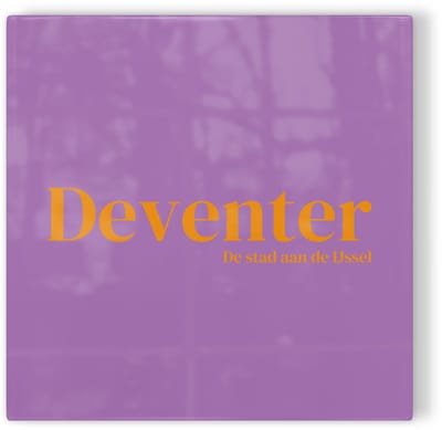 Tegeltje Deventer - paars oranje - tegeltje stad - tegeltje met tekst