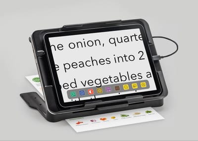 Eschenbach Optaro XL - incl. 11" houder - iPad beeldschermloep - Slechtzienden - OCR - Voorleesfunctie - tot 22x vergroting - Accu - Usb-C