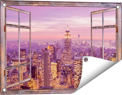 Gards Tuinposter Doorkijk New York Skyline met Lichten bij Zonsondergang - 60x40 cm - Tuindoek - Tuindecoratie - Wanddecoratie buiten - Tuinschilderij